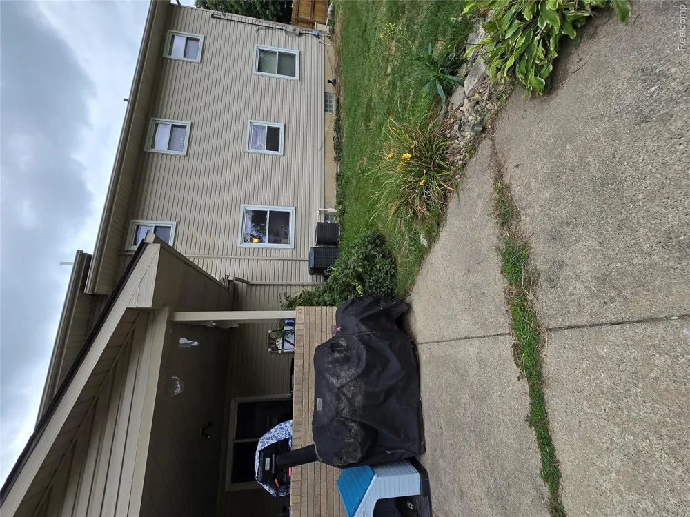 5080 Georgetown Road Grand Blanc Charter Township, MI 48439