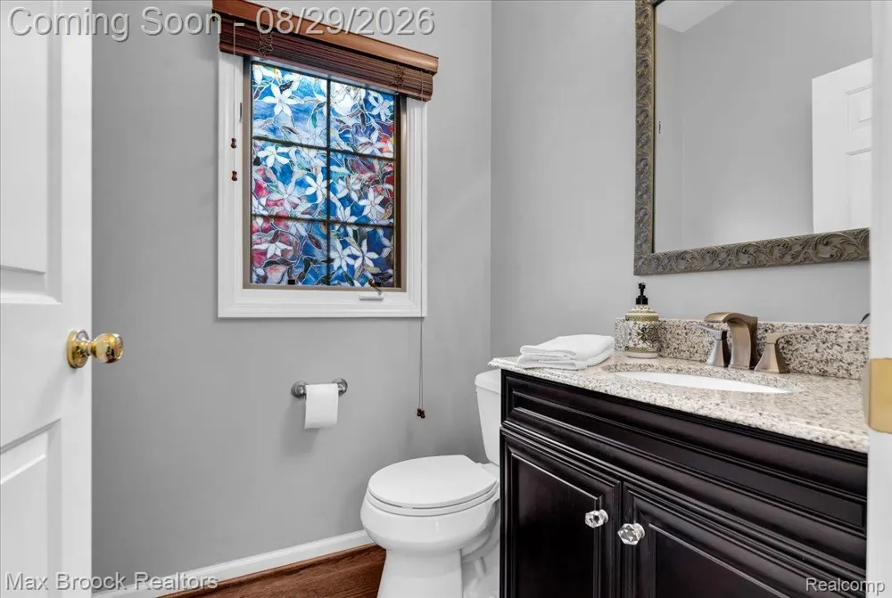 54937 Winter Court Shelby Charter Township, MI 48316