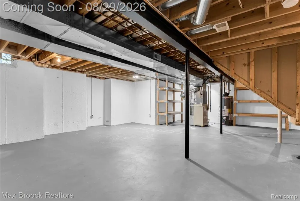 54937 Winter Court Shelby Charter Township, MI 48316