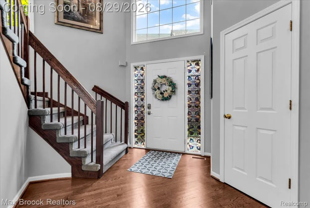54937 Winter Court Shelby Charter Township, MI 48316