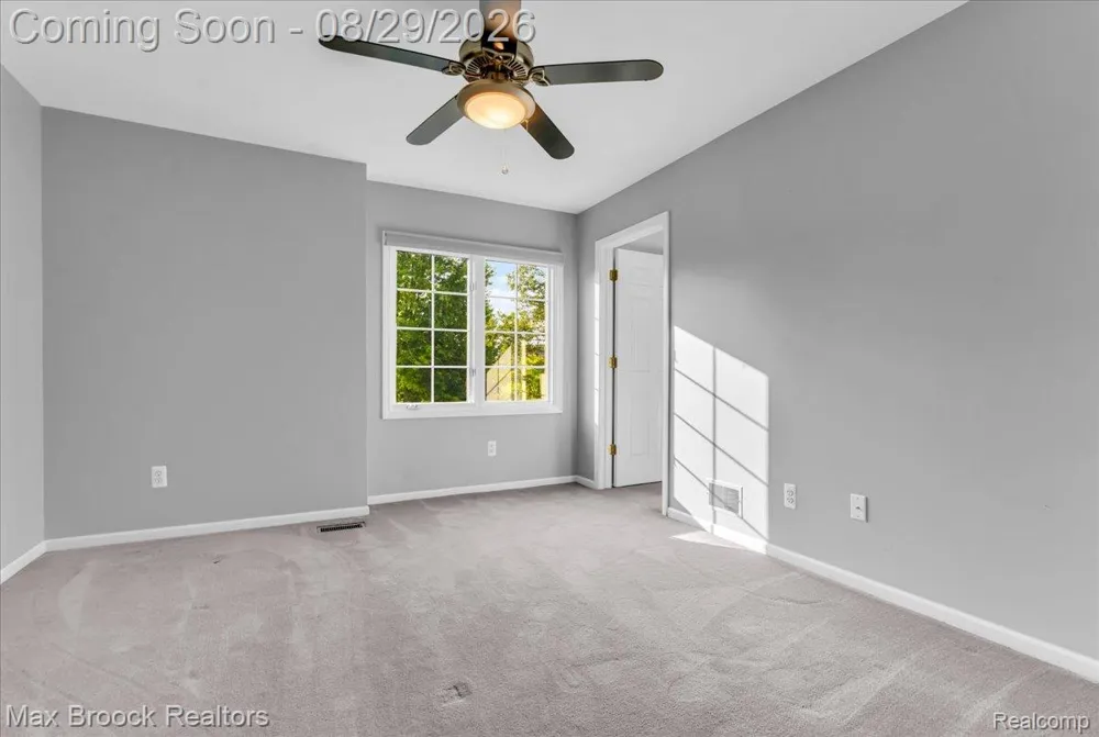 54937 Winter Court Shelby Charter Township, MI 48316