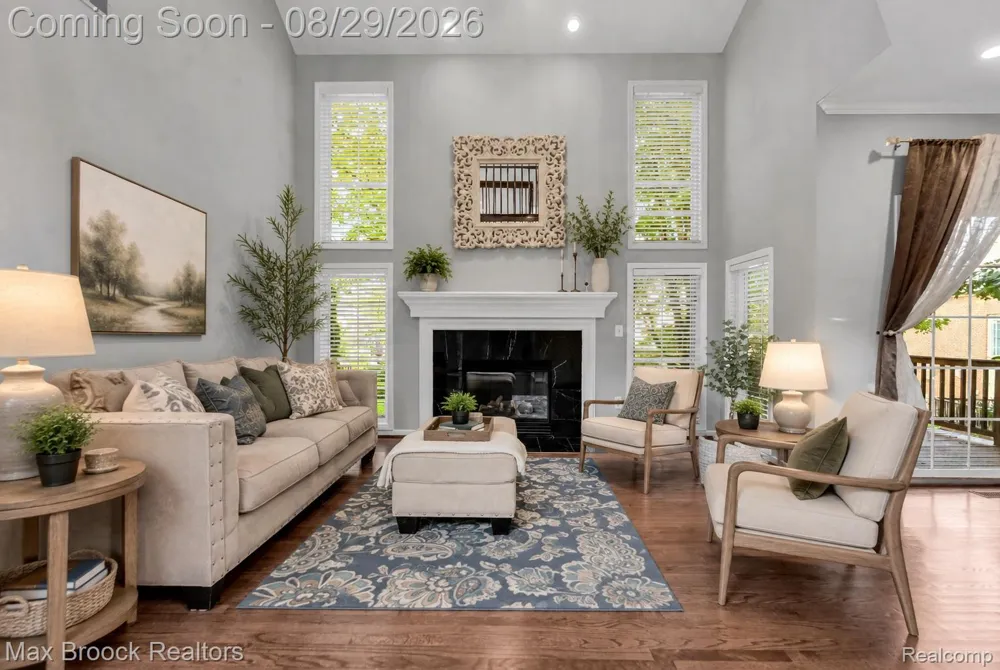 54937 Winter Court Shelby Charter Township, MI 48316