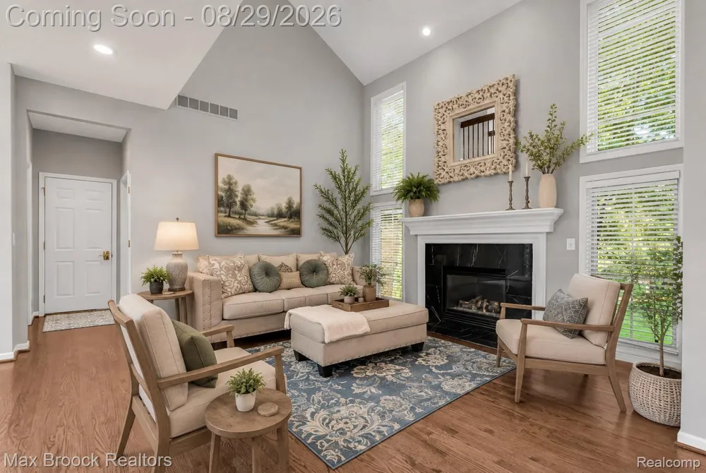54937 Winter Court Shelby Charter Township, MI 48316