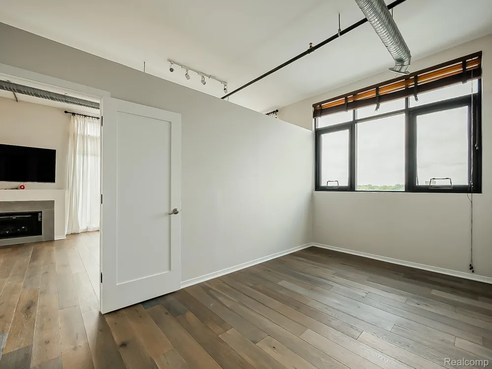 100 N Center Street #401 Royal Oak City, MI 48067
