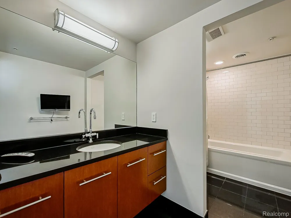 100 N Center Street #401 Royal Oak City, MI 48067
