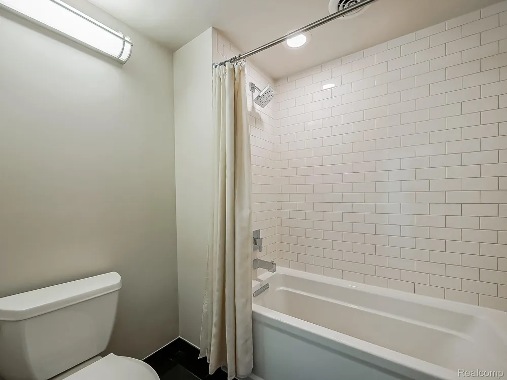 100 N Center Street #401 Royal Oak City, MI 48067