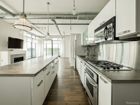 100 N Center Street #401