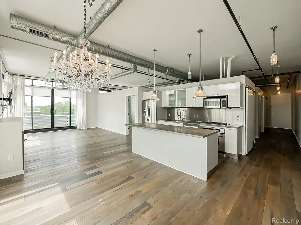 100 N Center Street #401 Royal Oak City, MI 48067