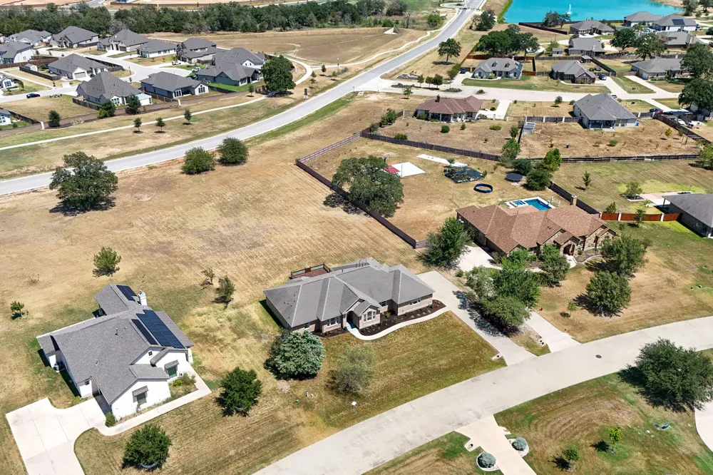 268 Chisholm Trail Bastrop, TX 78602