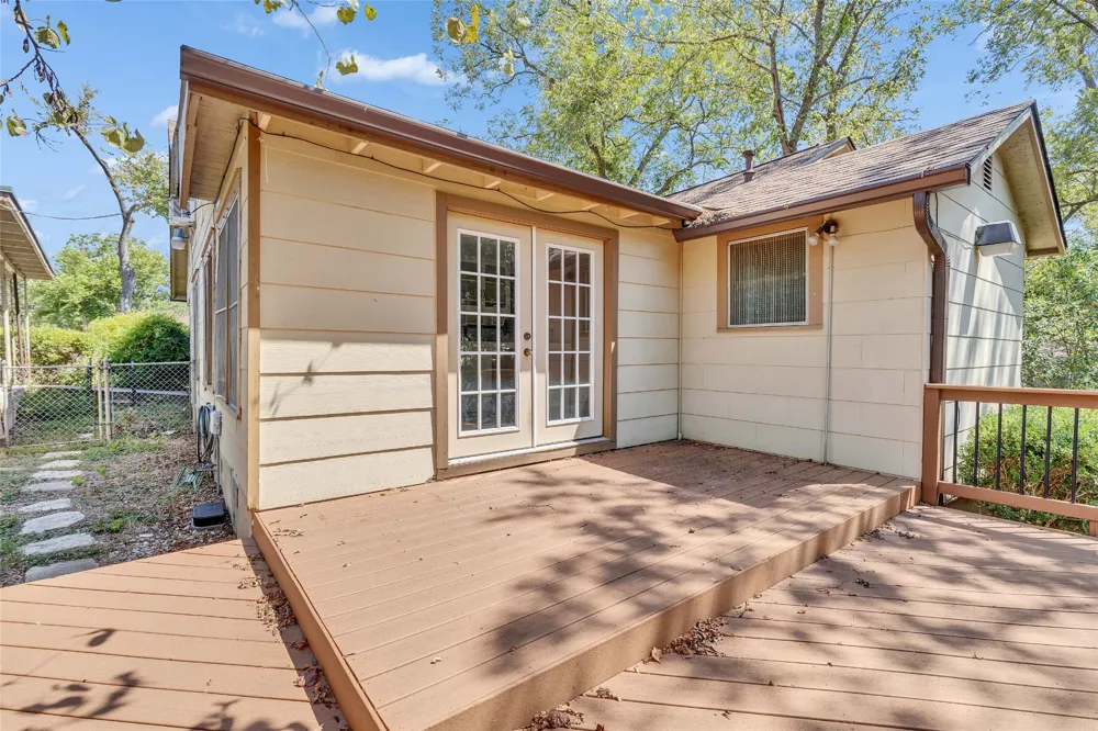 3810 Brookview Road Austin, TX 78722