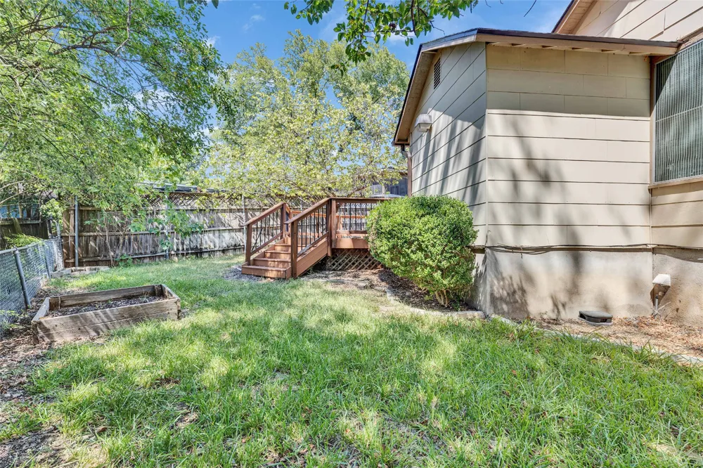 3810 Brookview Road Austin, TX 78722