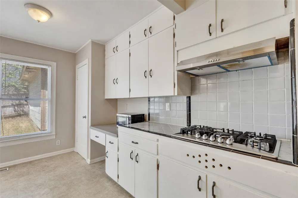 3810 Brookview Road Austin, TX 78722