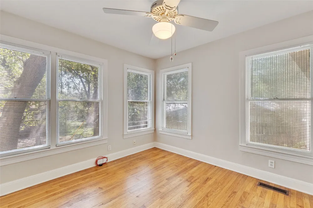 3810 Brookview Road Austin, TX 78722