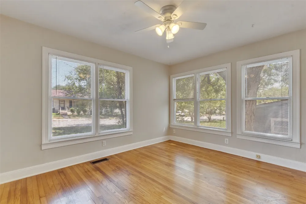 3810 Brookview Road Austin, TX 78722