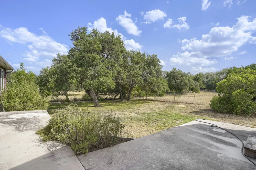 162 Arnold Drive Canyon Lake, TX 78133