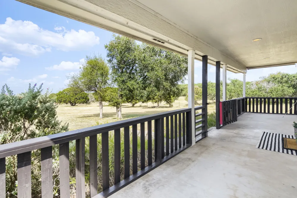 162 Arnold Drive Canyon Lake, TX 78133
