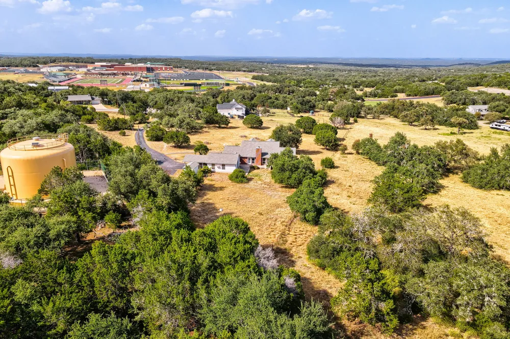 162 Arnold Drive Canyon Lake, TX 78133