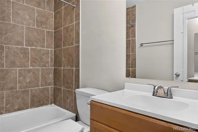 19268 E Caspian Place Aurora, CO 80013