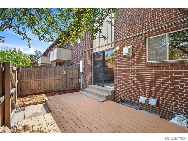 1466 Greenbriar Boulevard Boulder, CO 80305