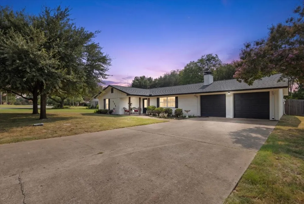 304 E Hideaway Lane Hideaway, TX 75771