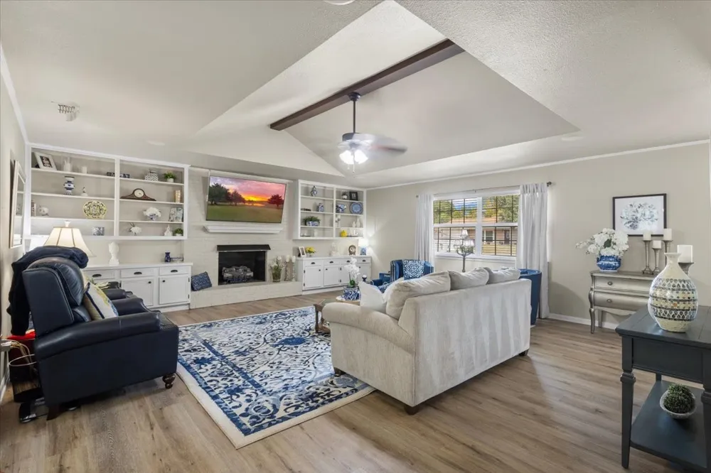 304 E Hideaway Lane Hideaway, TX 75771