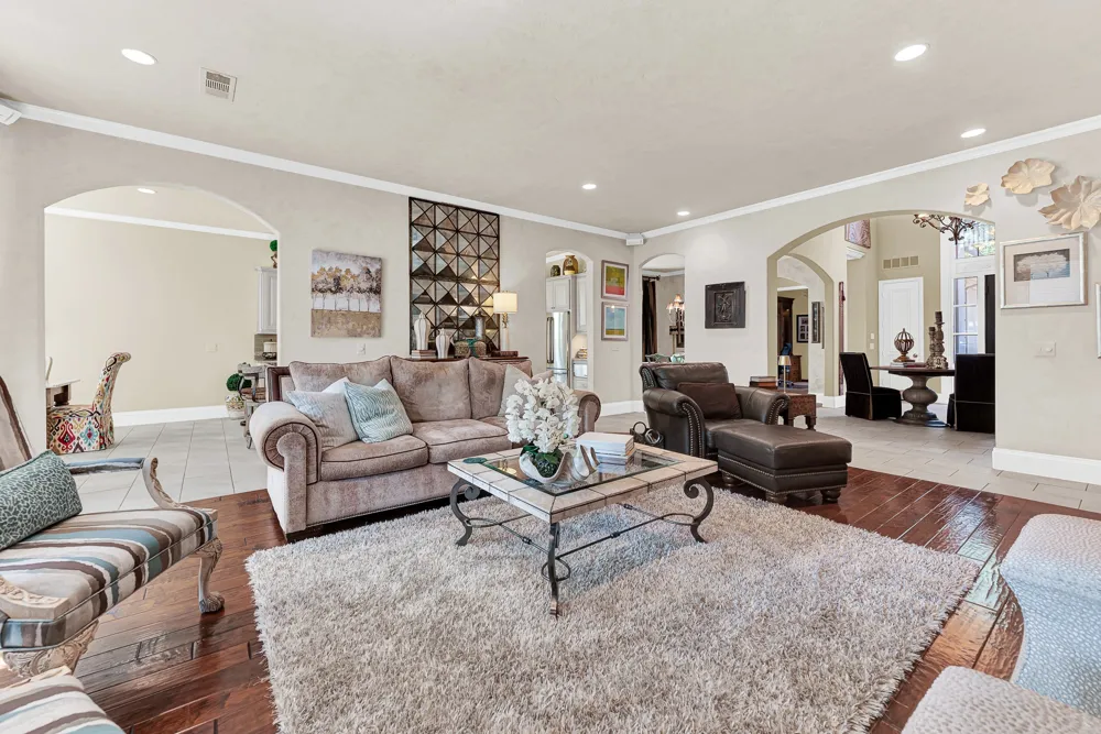 4782 WHITE BLUFF DRIVE Frisco, TX 75034