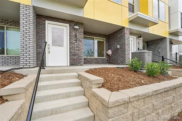 6812 Kendrick Lane Arvada, CO 80007