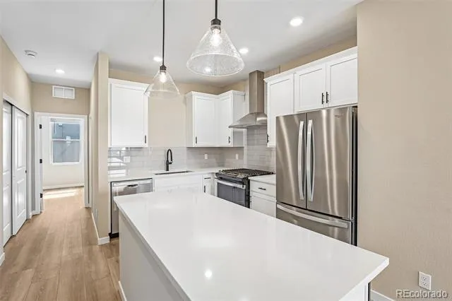 6812 Kendrick Lane Arvada, CO 80007