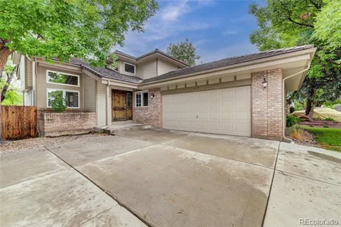 3369 S Tulare Court