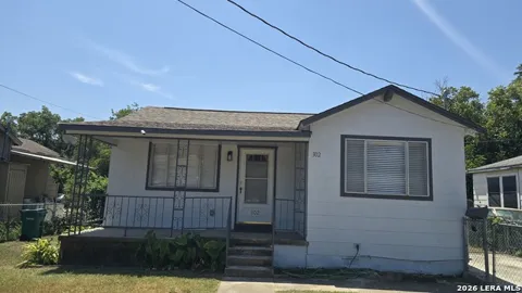 302 W Southcross
