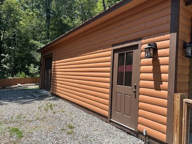 850 Valley Drive Ellijay, GA 30536