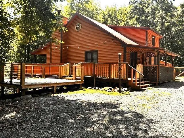 850 Valley Drive Ellijay, GA 30536