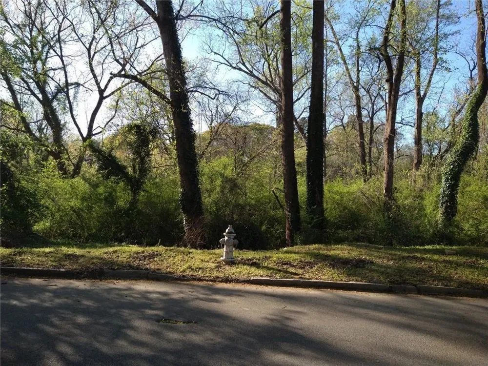125 Watson Circle SE Atlanta, GA 30317