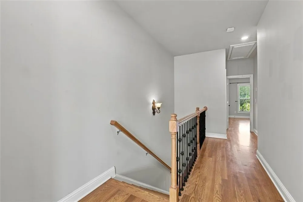 1736 Breyerton Drive NE Atlanta, GA 30329