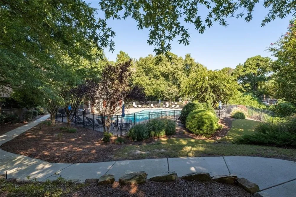 1736 Breyerton Drive NE Atlanta, GA 30329