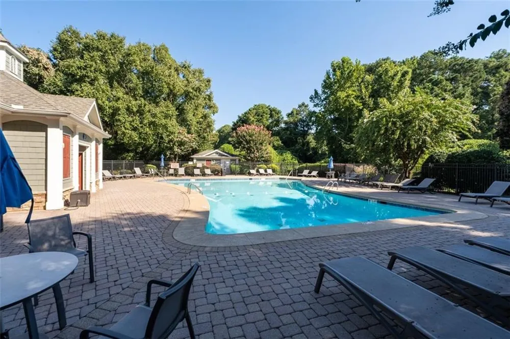 1736 Breyerton Drive NE Atlanta, GA 30329