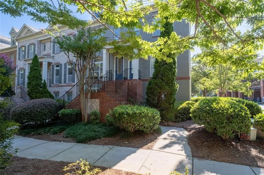 1736 Breyerton Drive NE Atlanta, GA 30329