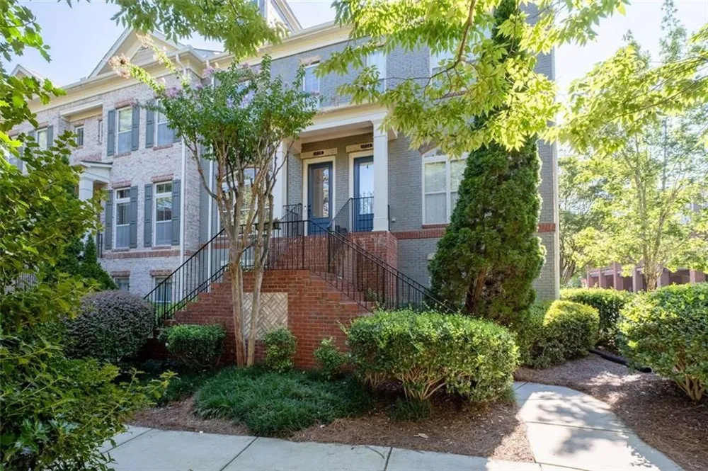 1736 Breyerton Drive NE Atlanta, GA 30329