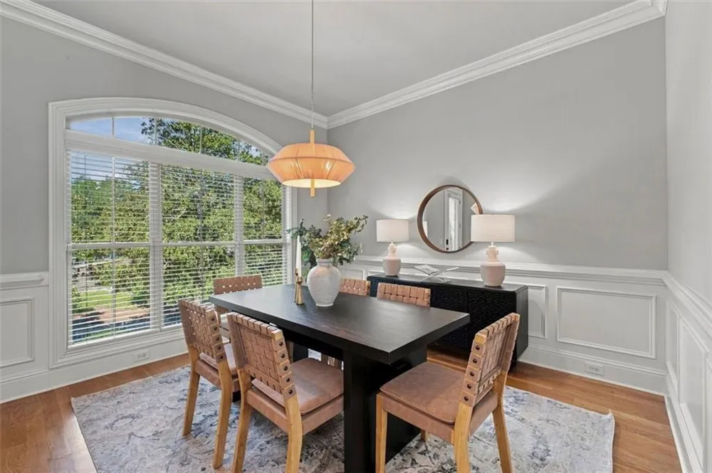 1736 Breyerton Drive NE Atlanta, GA 30329