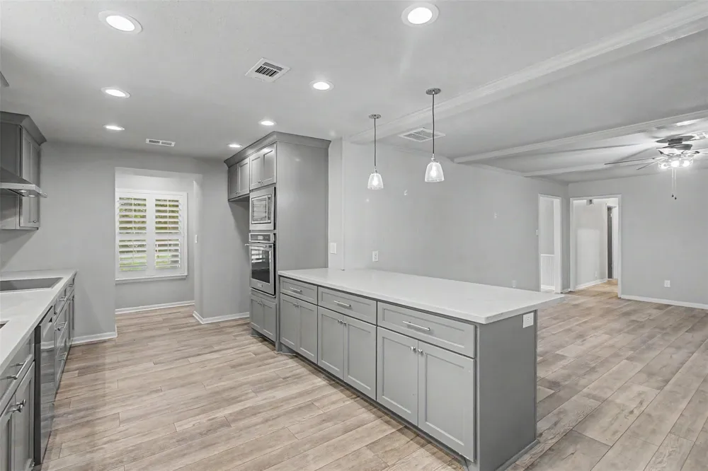 32114 Robin Lane Waller, TX 77484