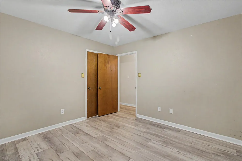 32114 Robin Lane Waller, TX 77484