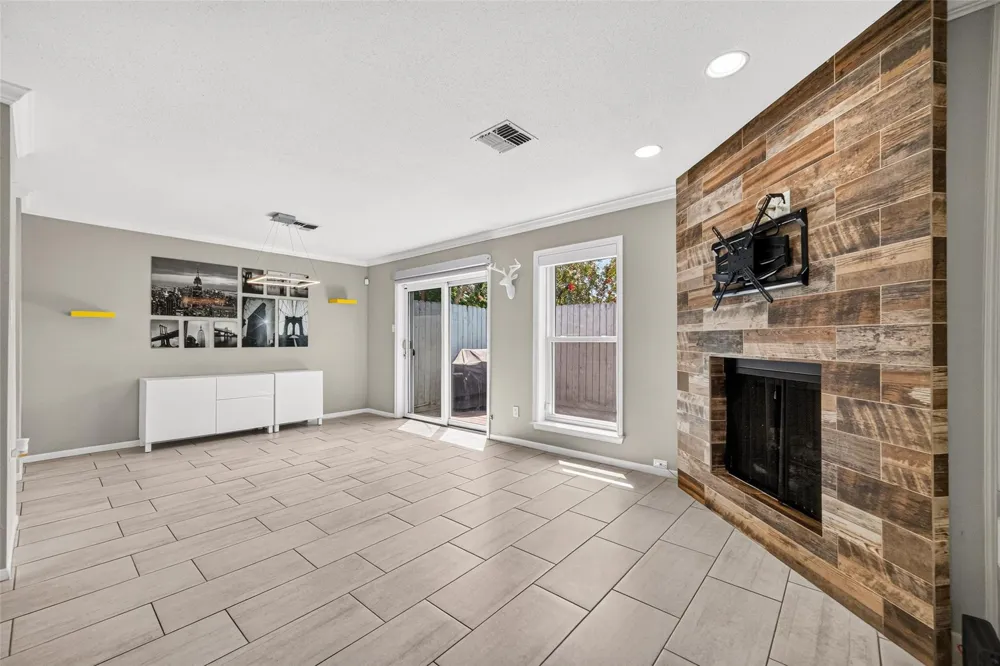 5714 Innsbruck Street Bellaire, TX 77401