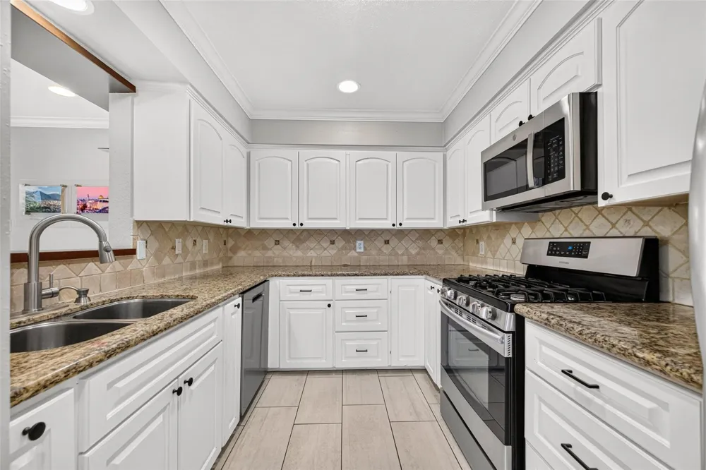 5714 Innsbruck Street Bellaire, TX 77401