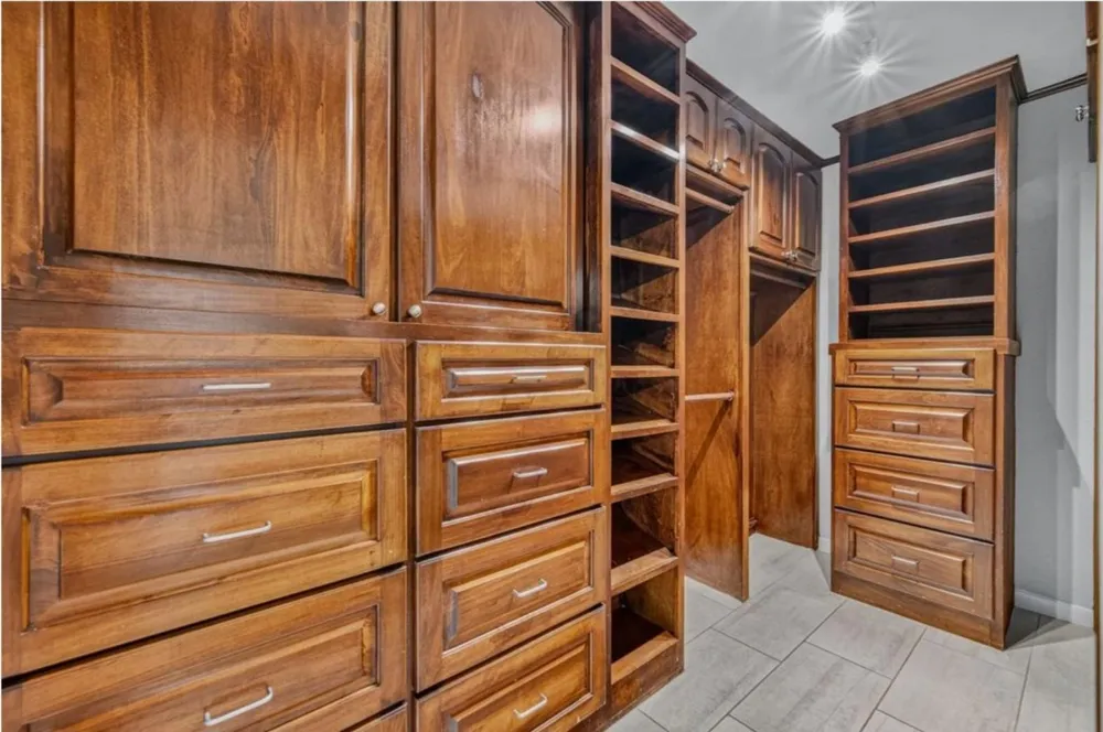5714 Innsbruck Street Bellaire, TX 77401
