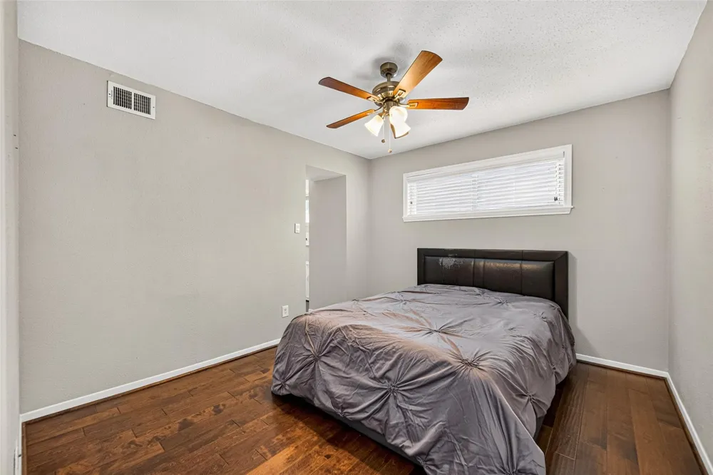 5714 Innsbruck Street Bellaire, TX 77401