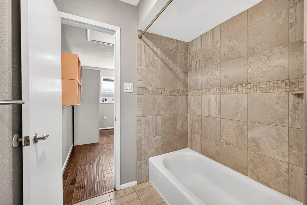 5714 Innsbruck Street Bellaire, TX 77401