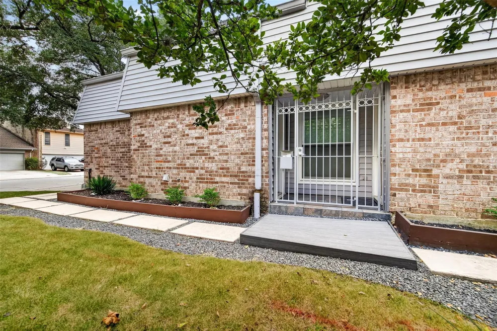 5714 Innsbruck Street Bellaire, TX 77401
