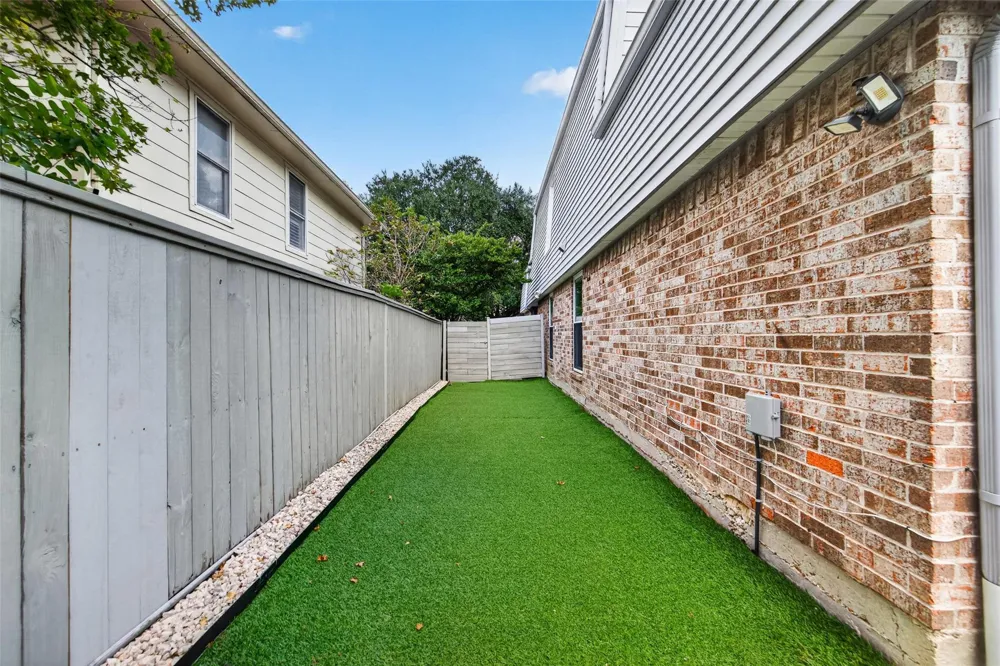 5714 Innsbruck Street Bellaire, TX 77401