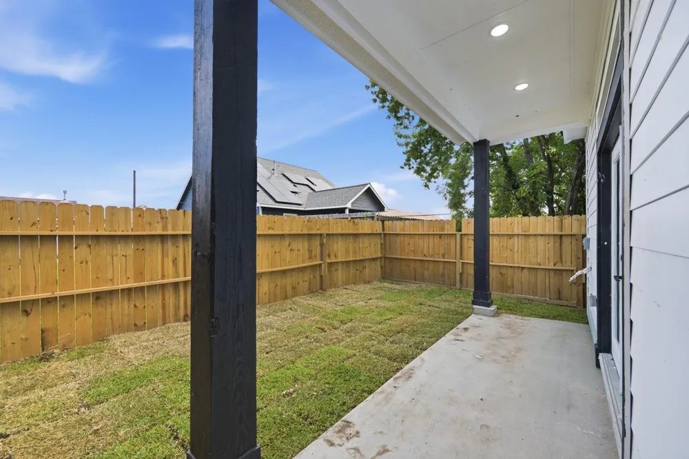 9735 Pelsey Street Houston, TX 77029