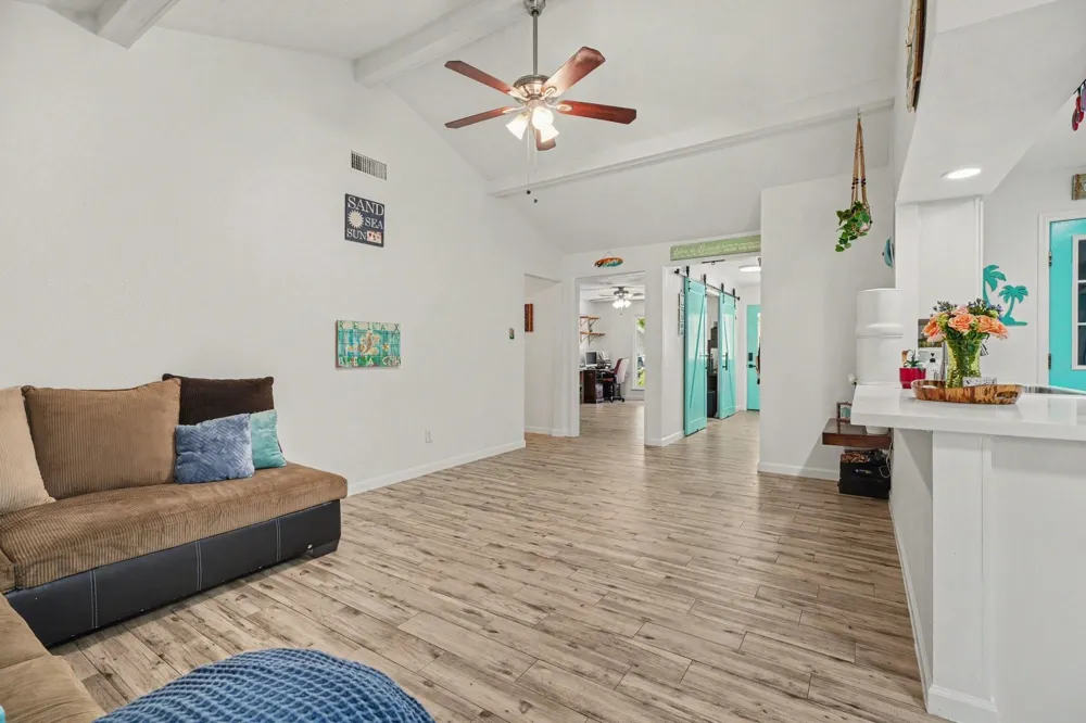 5003 Meadow Lark Lane Dickinson, TX 77539